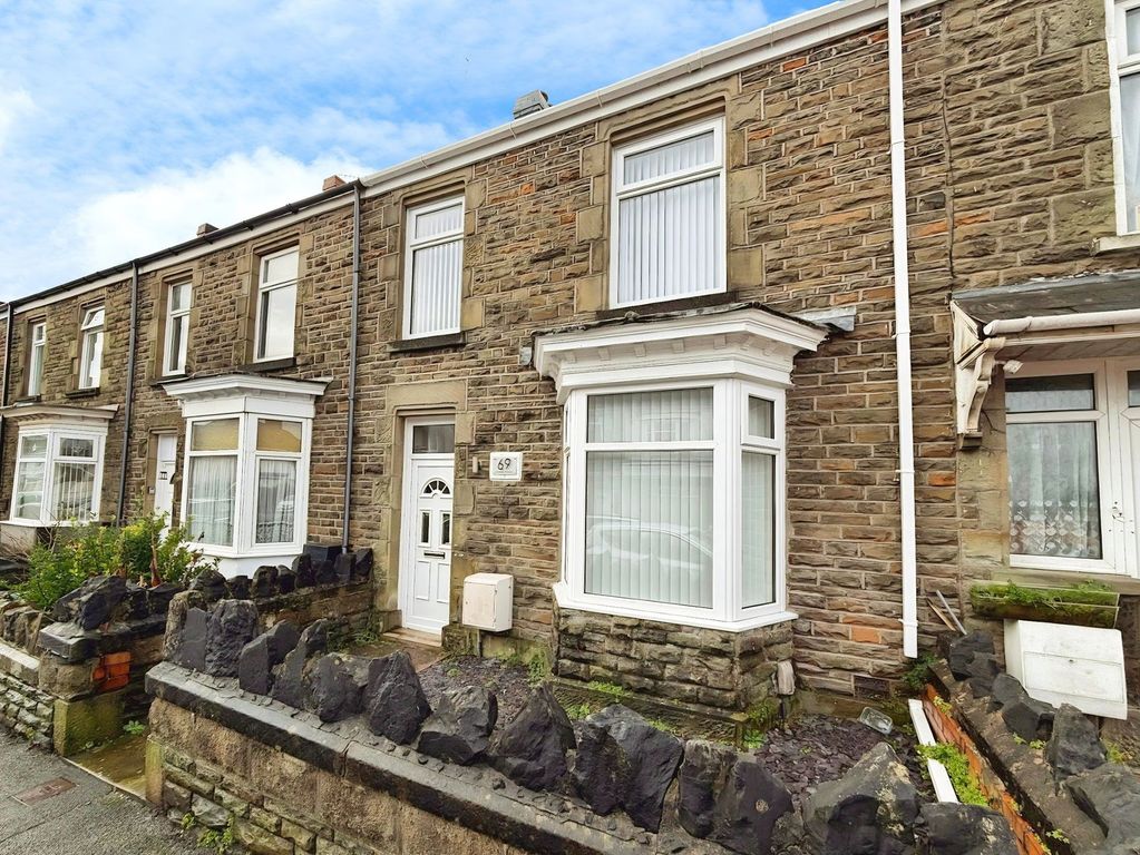 Property photo 1 of 31