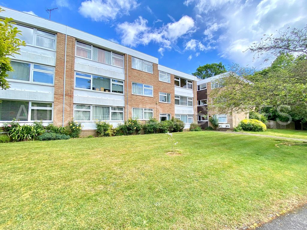 Property photo 1 of 10