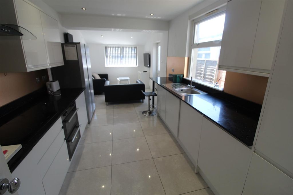 Property photo 1 of 13 Img_8221.Jpg