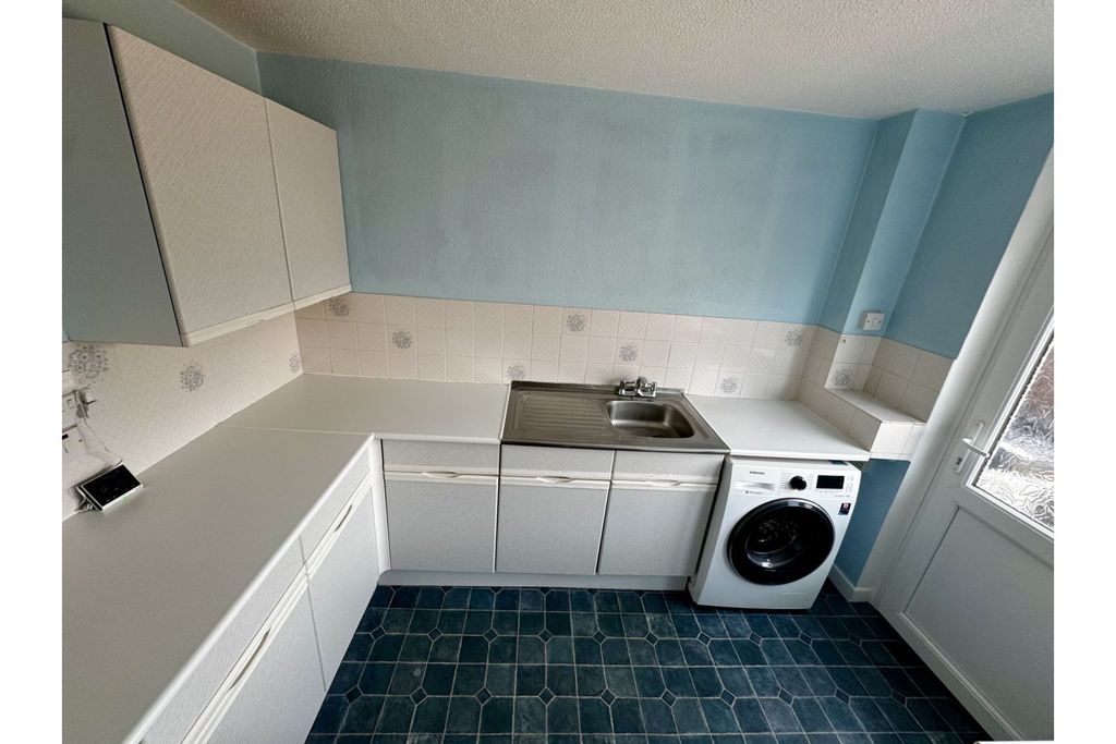 Property photo 3 of 16