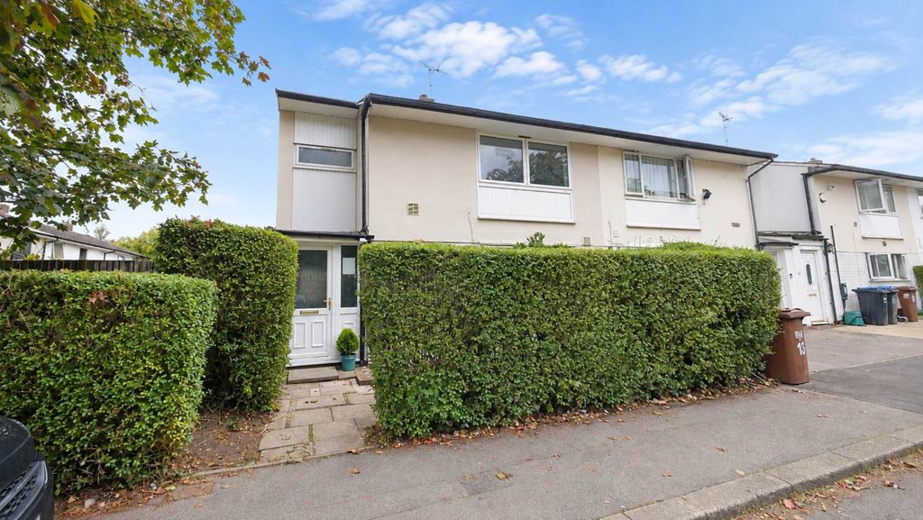 Property photo 1 of 12