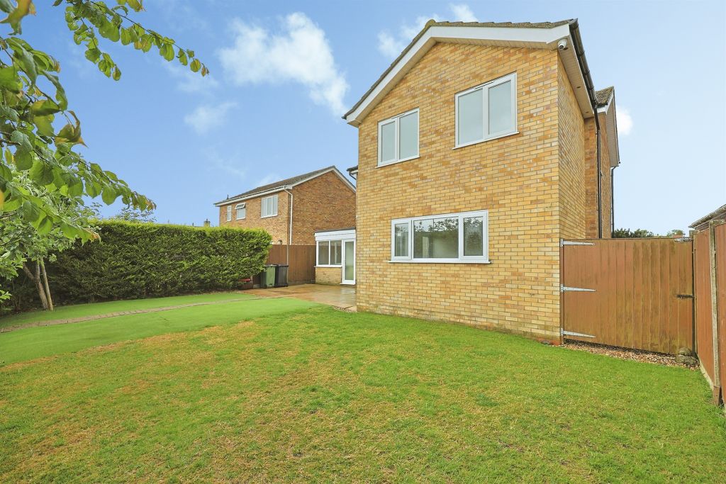 Property photo 2 of 20