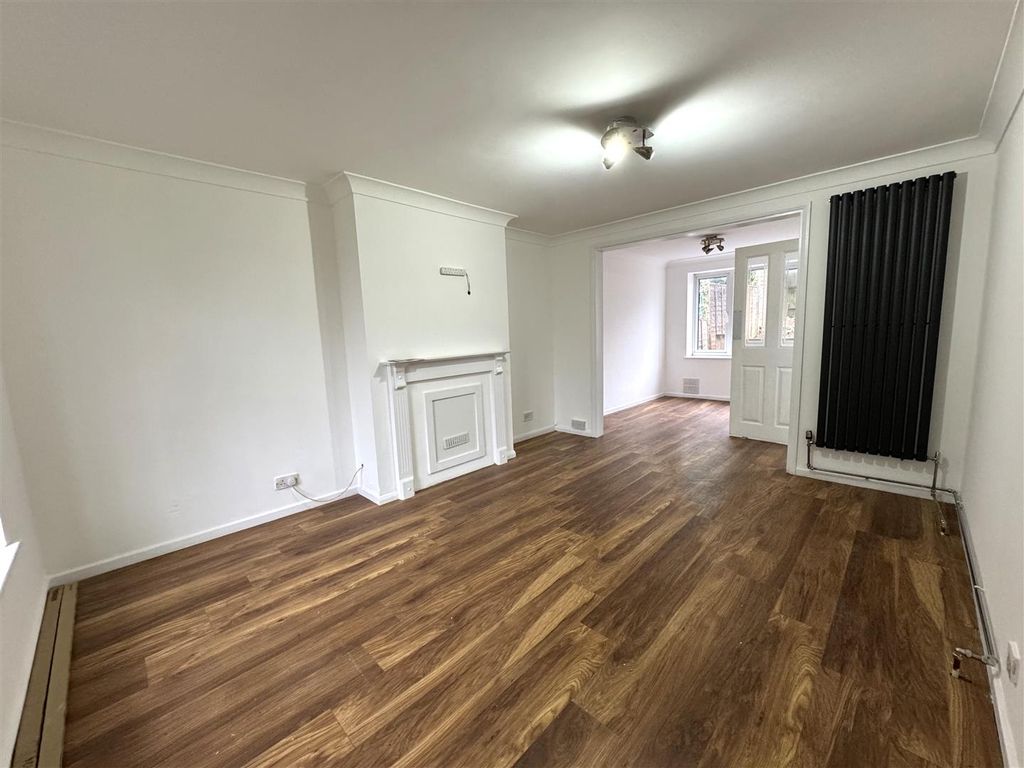 Property photo 2 of 11 Lounge 1.Jpg