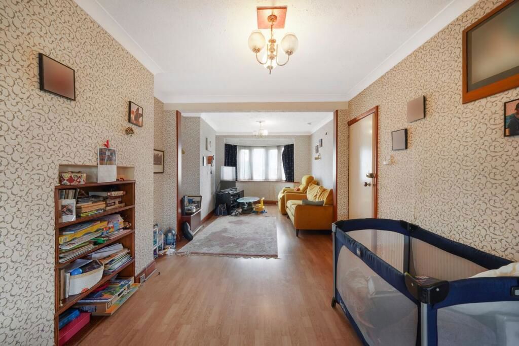 Property photo 3 of 20