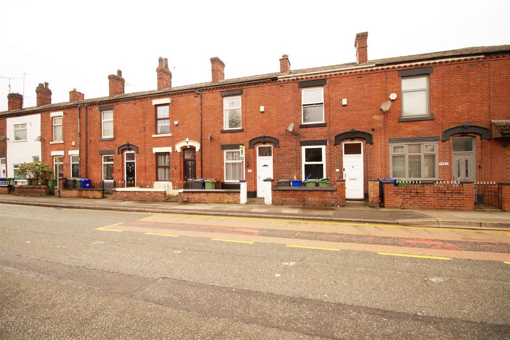 Property photo 1 of 12 Front View.Jpg