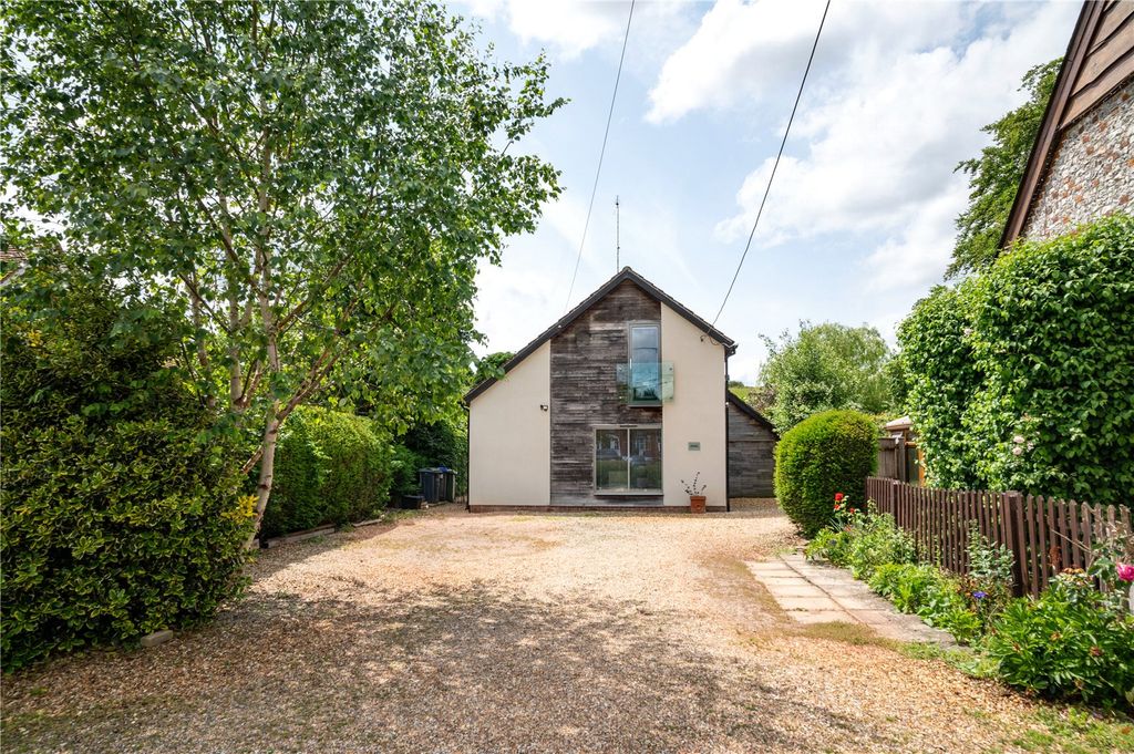 Property photo 1 of 16 Picture No. 23