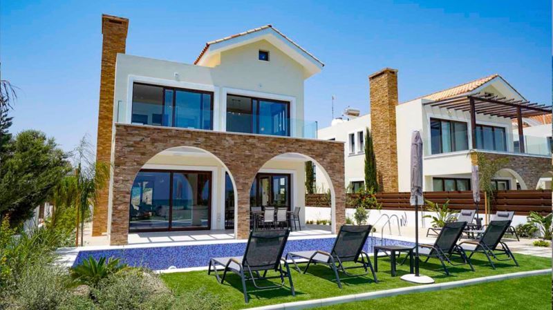 Property photo 1 of 24 Villa With Private