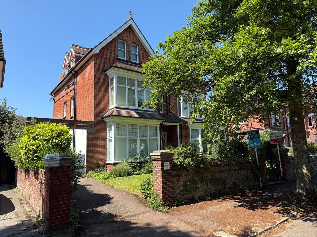 Property photo 1 of 16 Picture No. 06