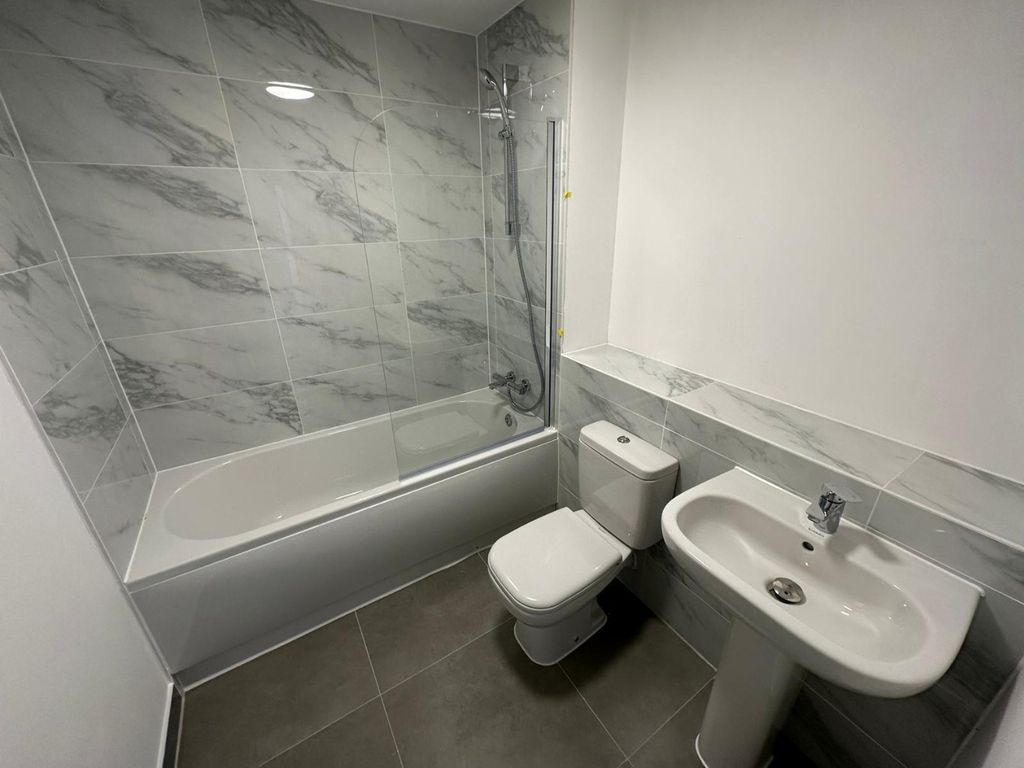Property photo 3 of 6 5183222
