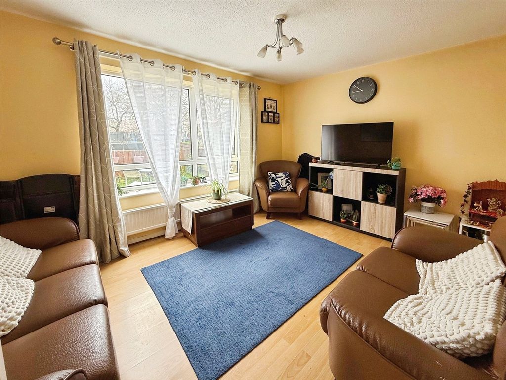 Property photo 2 of 11 Picture No. 10