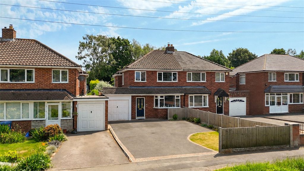 Property photo 1 of 34 Picture No. 46