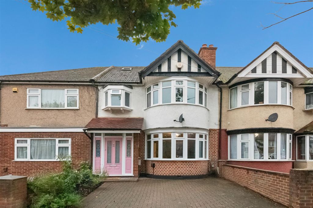 Property photo 1 of 17