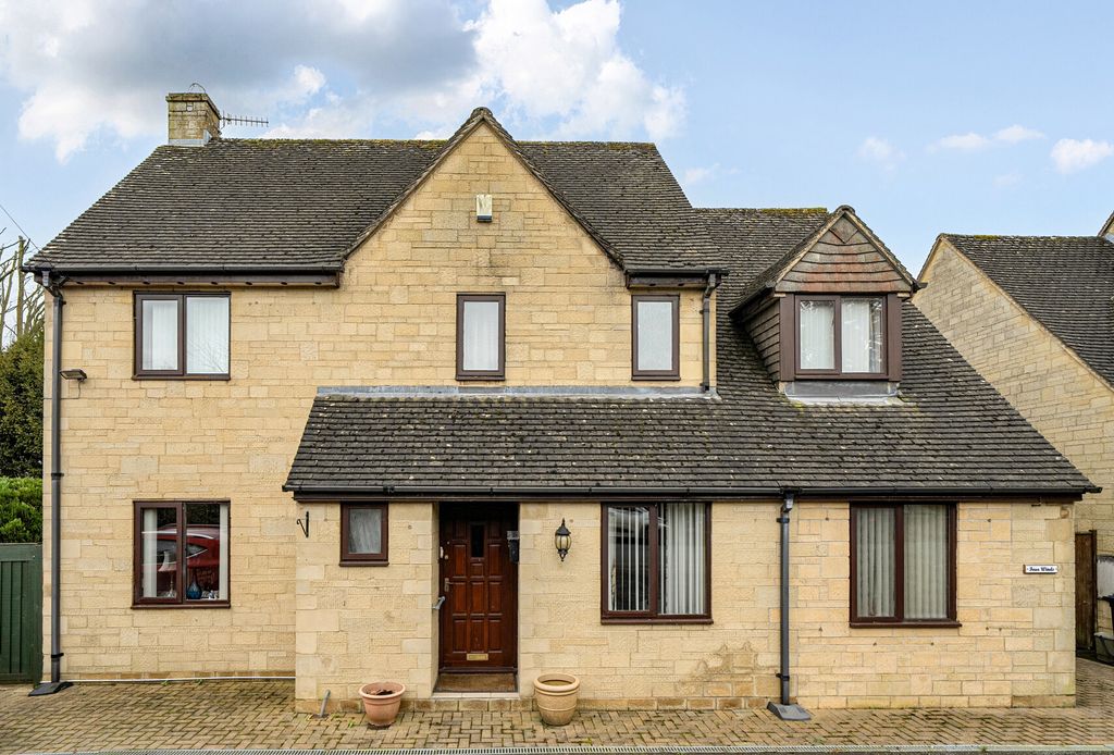 Property photo 1 of 22 1424360-20-69B827...