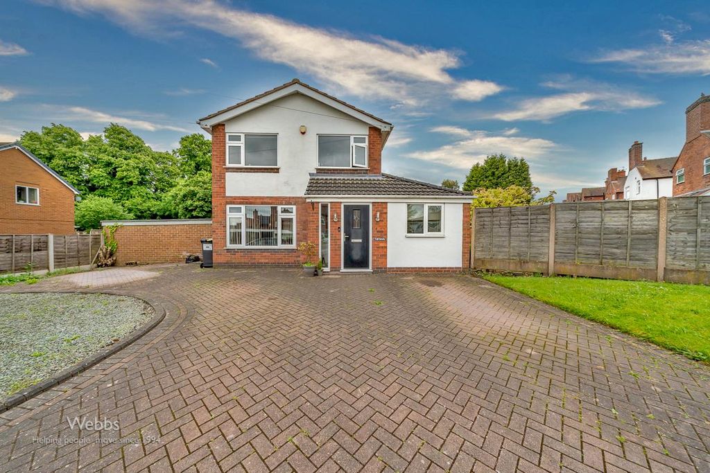 Property photo 1 of 29 Webbs (165 Of 165).Jpg