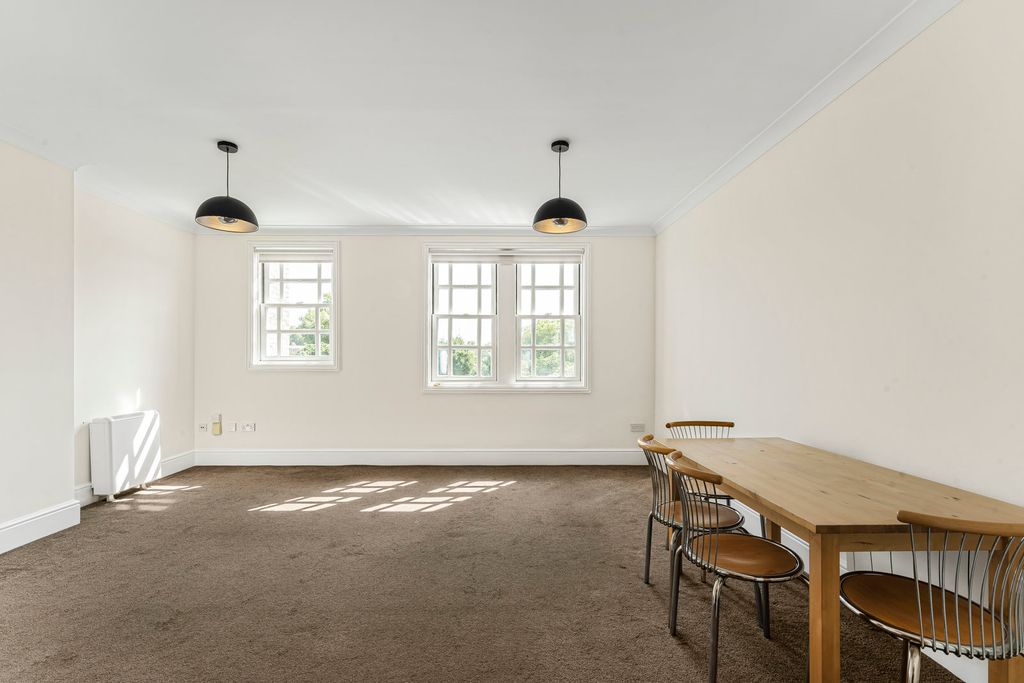 Property photo 2 of 14 Reception Room