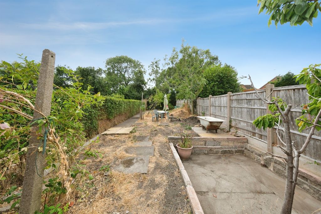 Property photo 3 of 20
