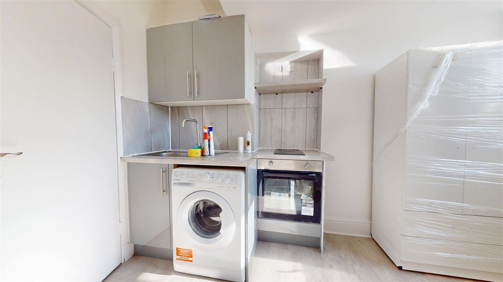 Property photo 3 of 4 04022025_142241.Jpg