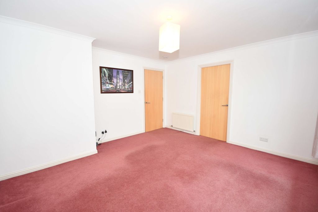 Property photo 3 of 9 Photo