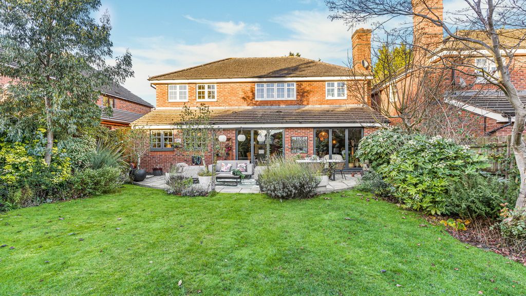 Property photo 1 of 36