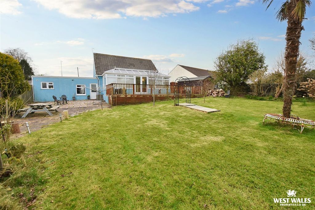 Property photo 2 of 24 22 (2).Jpg