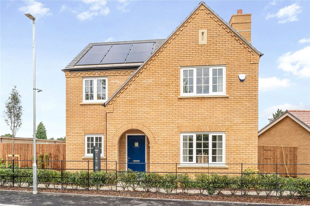 Property photo 1 of 14 Houghton Grange