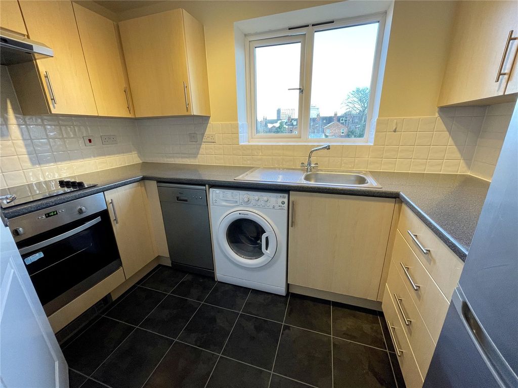 Property photo 2 of 7 Picture No. 03