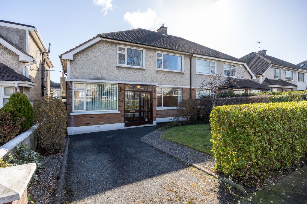 Property photo 1 of 21