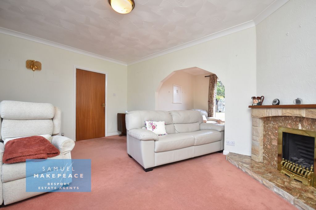 Property photo 2 of 16 Gallery