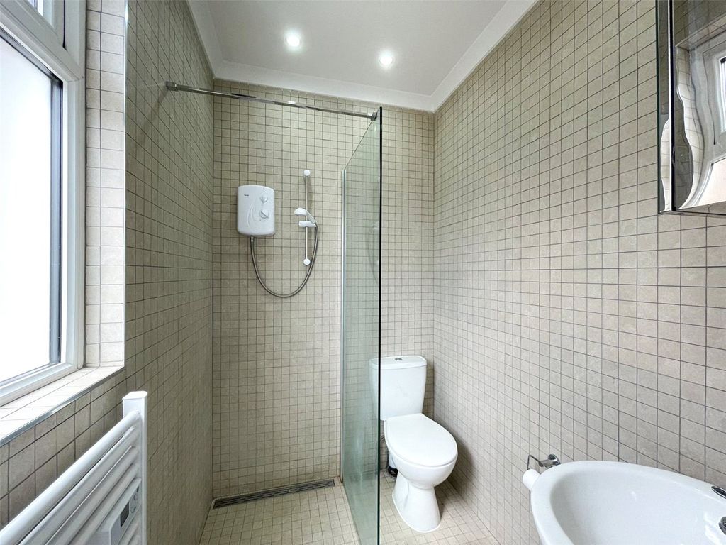 Property photo 3 of 6 Bathroom