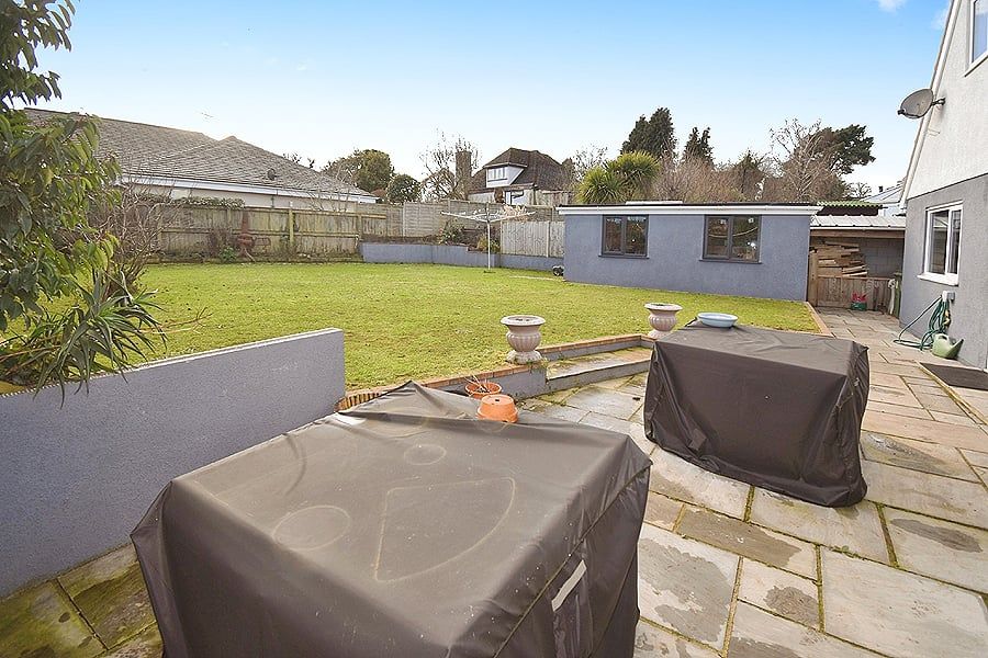 Property photo 2 of 20