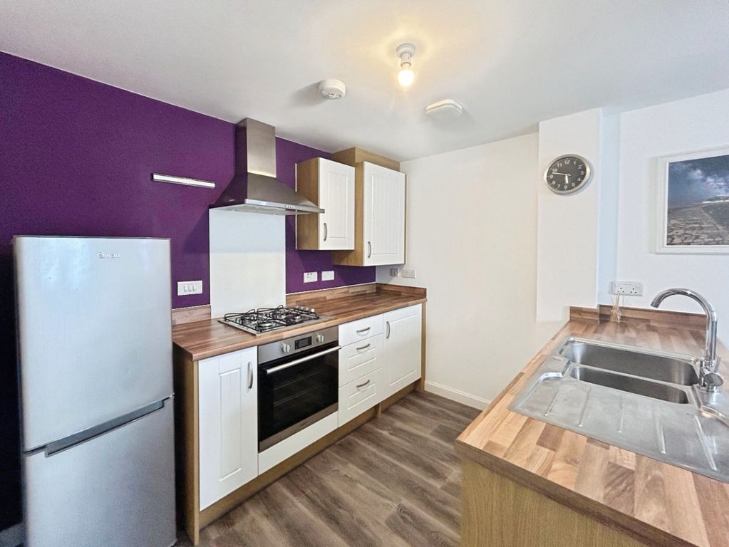 Property photo 2 of 13 5017006