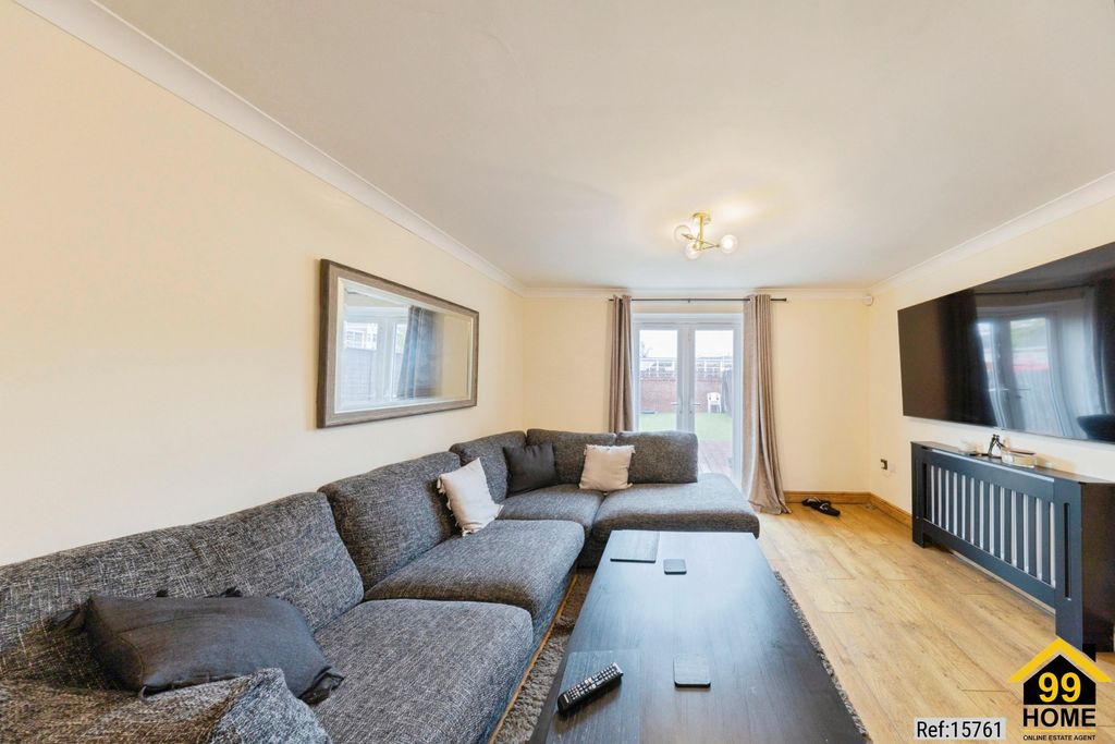 Property photo 3 of 20 Photo 2