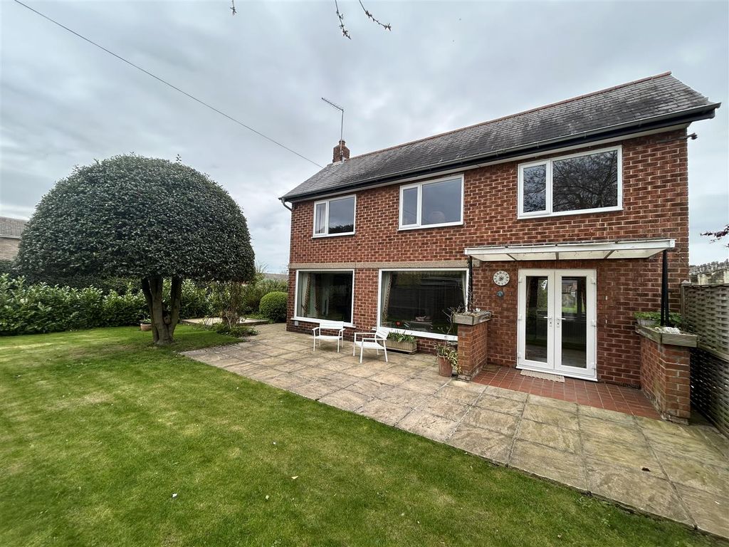 Property photo 2 of 15 Image00016.Jpeg