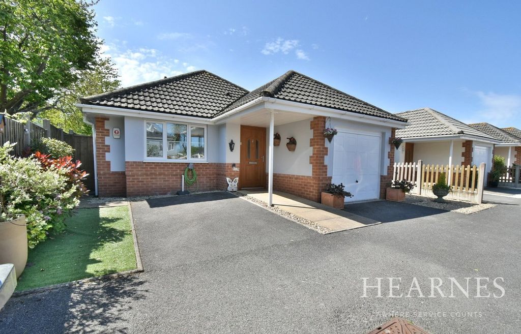 Property photo 1 of 20