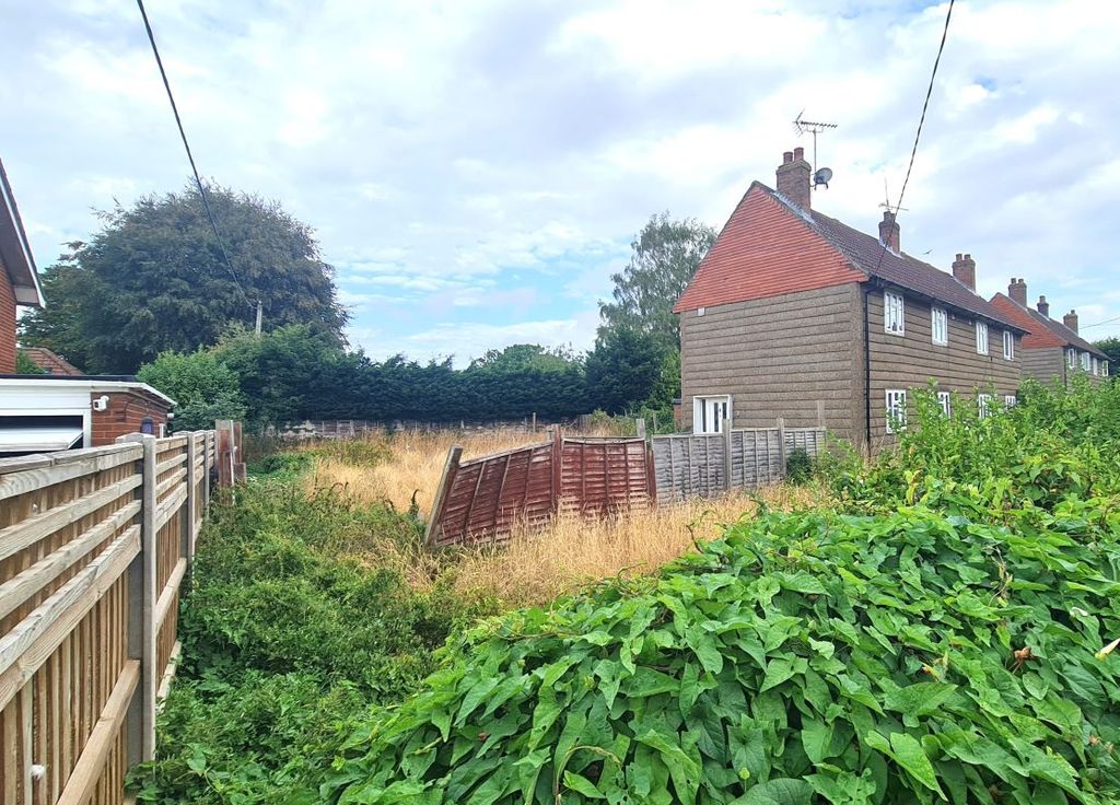 Property photo 2 of 3