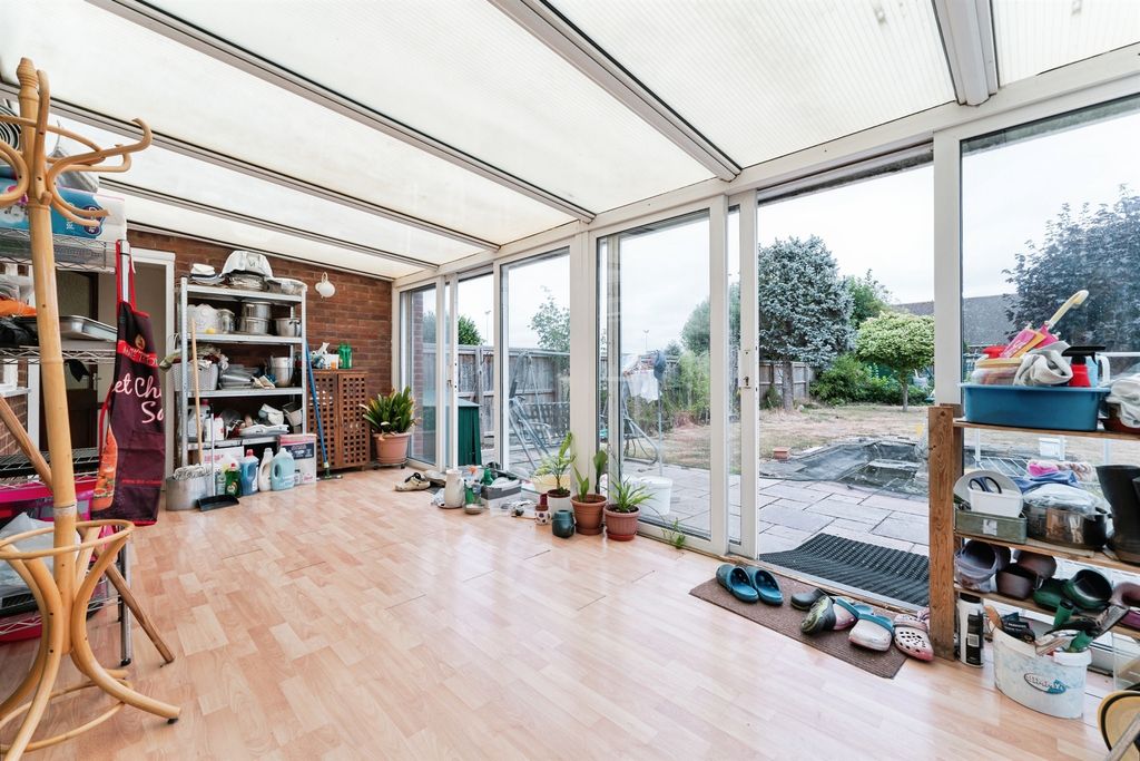 Property photo 3 of 18