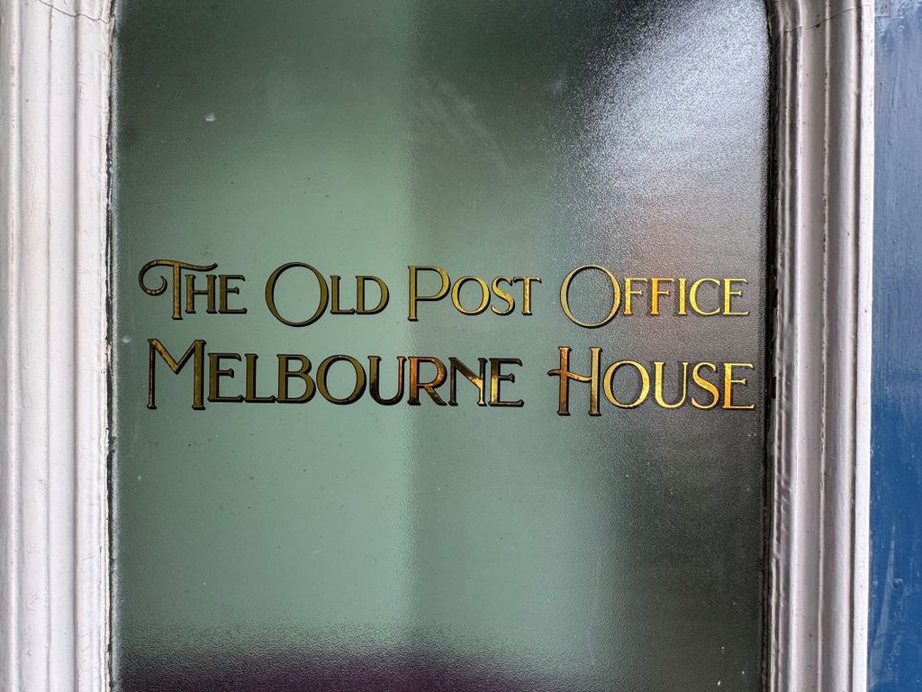 Property photo 3 of 25