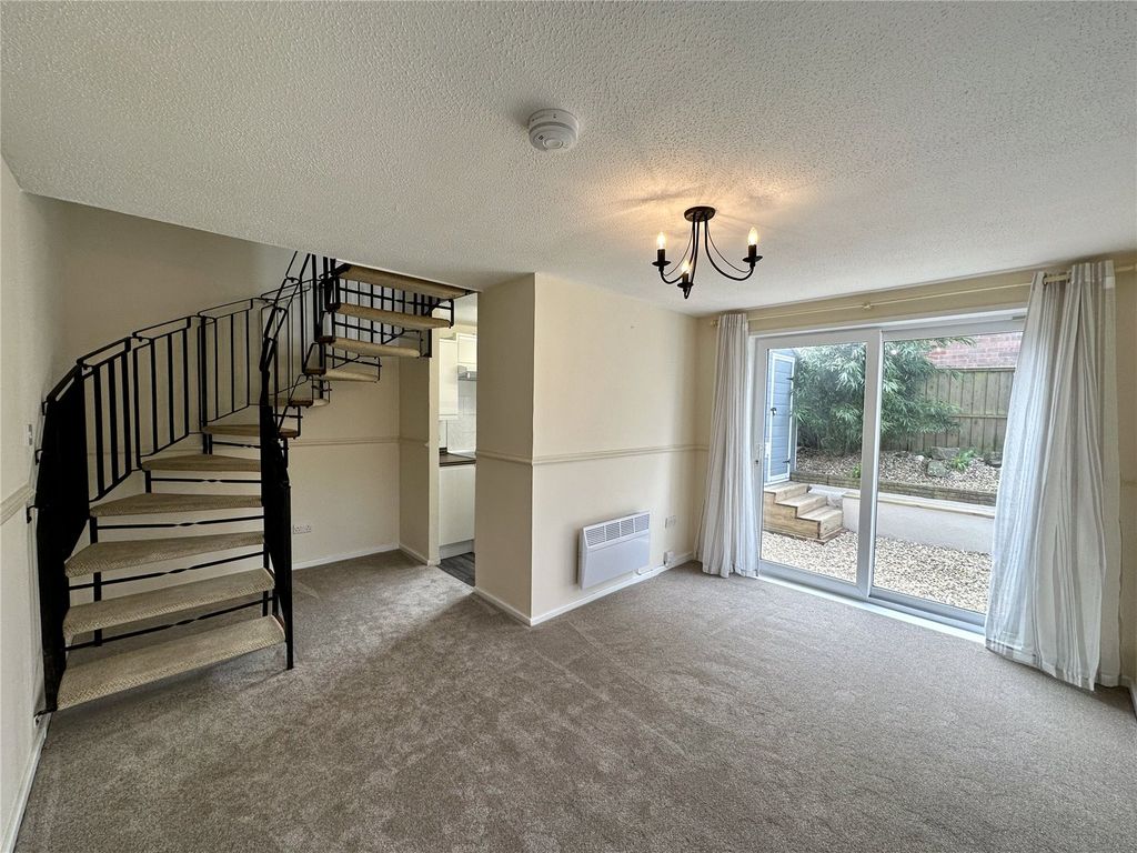 Property photo 3 of 17 Picture No. 04