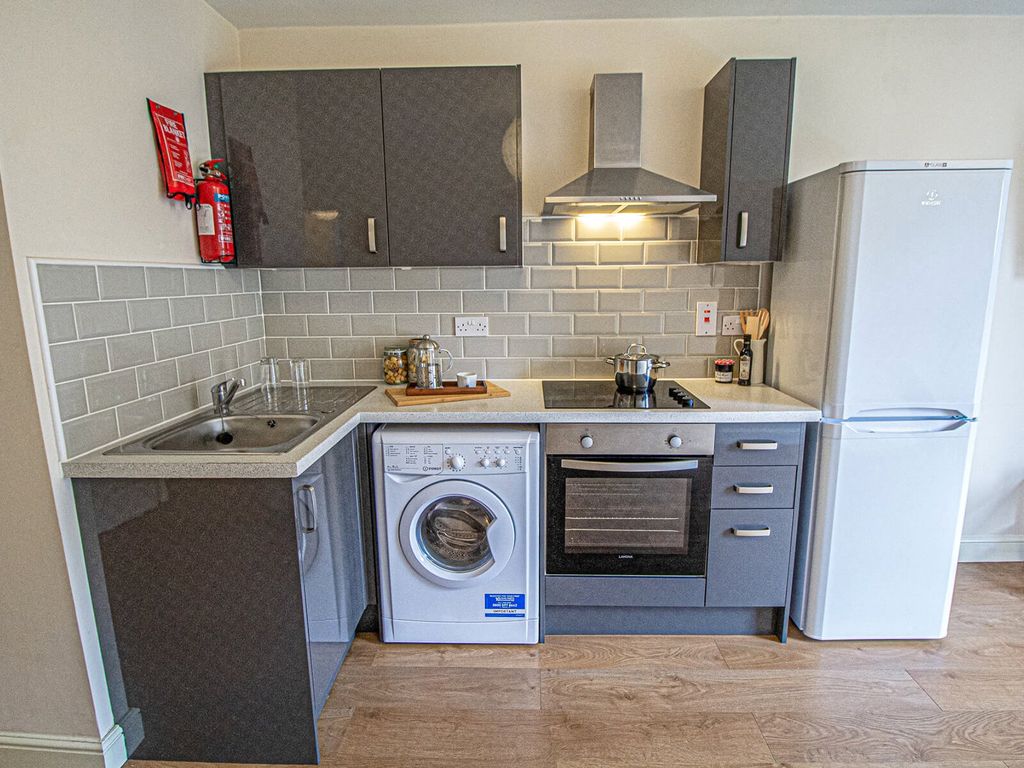 Property photo 2 of 13