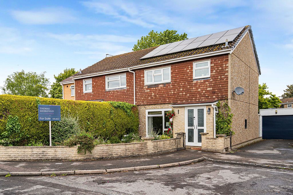 Property photo 1 of 19