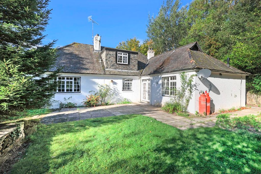 Property photo 3 of 21