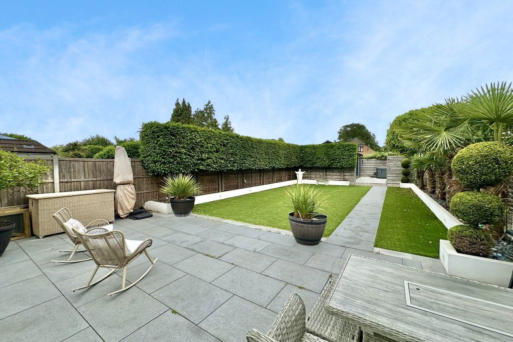 Property photo 3 of 20