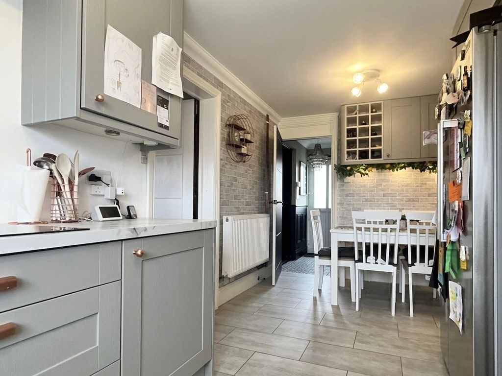 Property photo 2 of 10 Img_1859