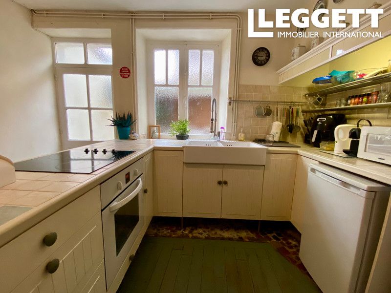 Property photo 3 of 10