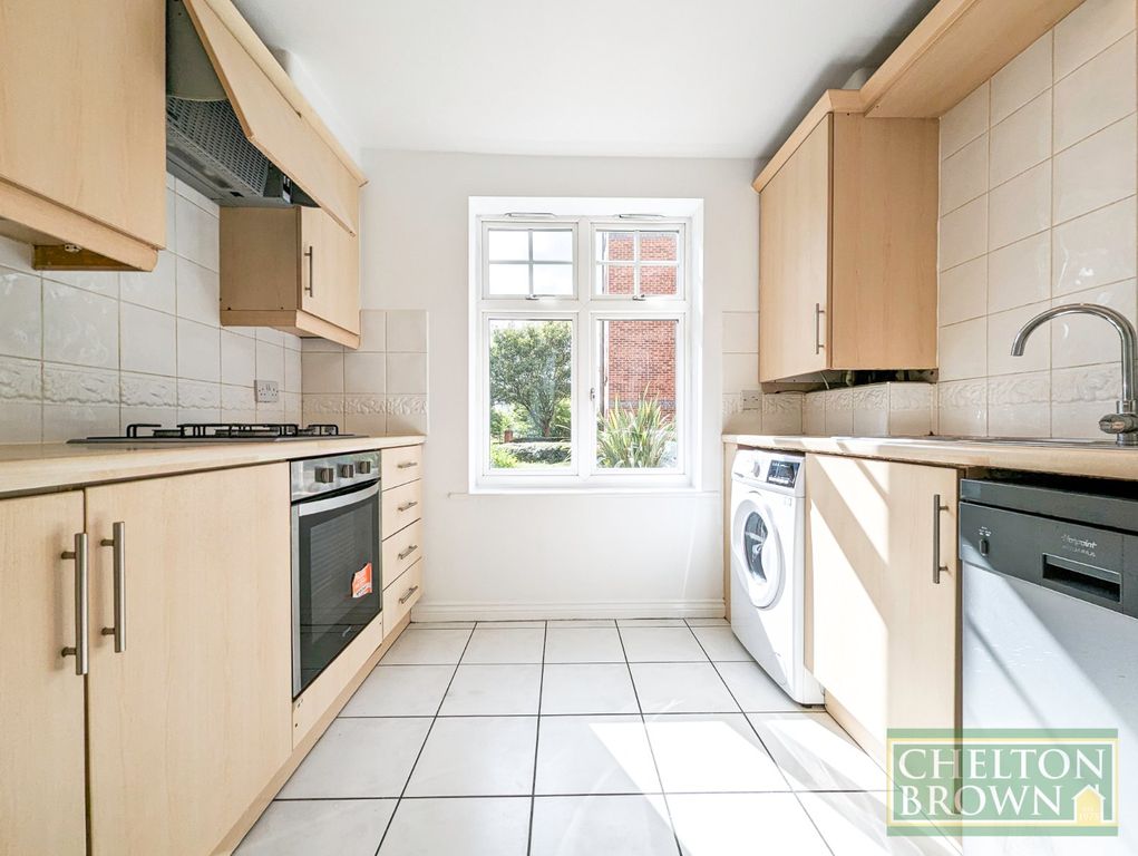 Property photo 2 of 22 Kitchen