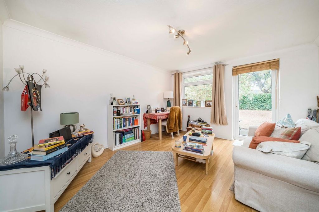 Property photo 2 of 5