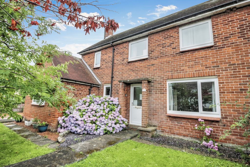 Property photo 1 of 19 Front