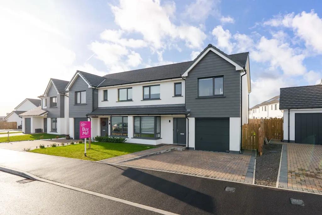 Property photo 1 of 24