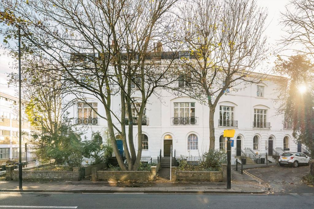 Property photo 1 of 5