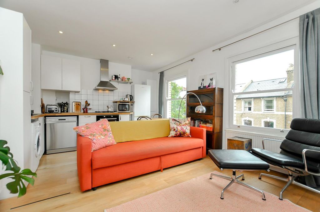 Property photo 1 of 13 6A.Jpg